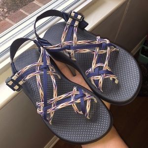 Like new size 7 chacos